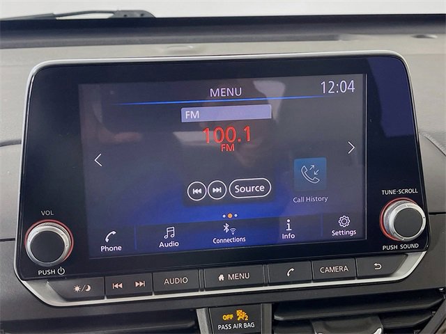 Used 2025 Nissan Altima 2.5 SV image 15