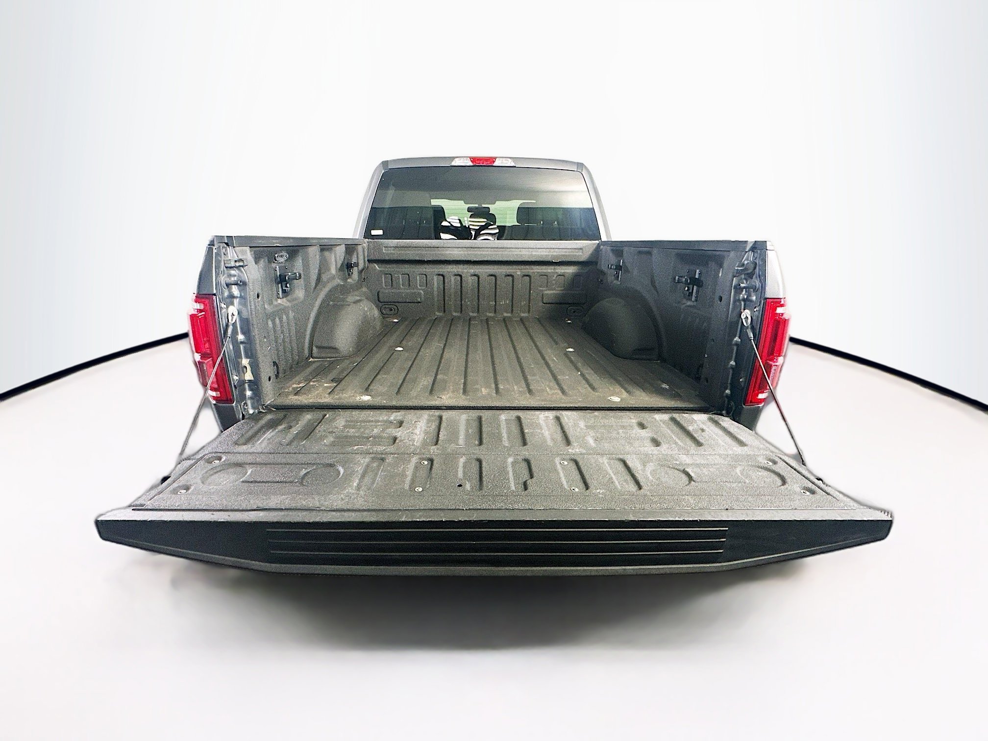 Used 2016 Ford F150 Lariat RWD image 30