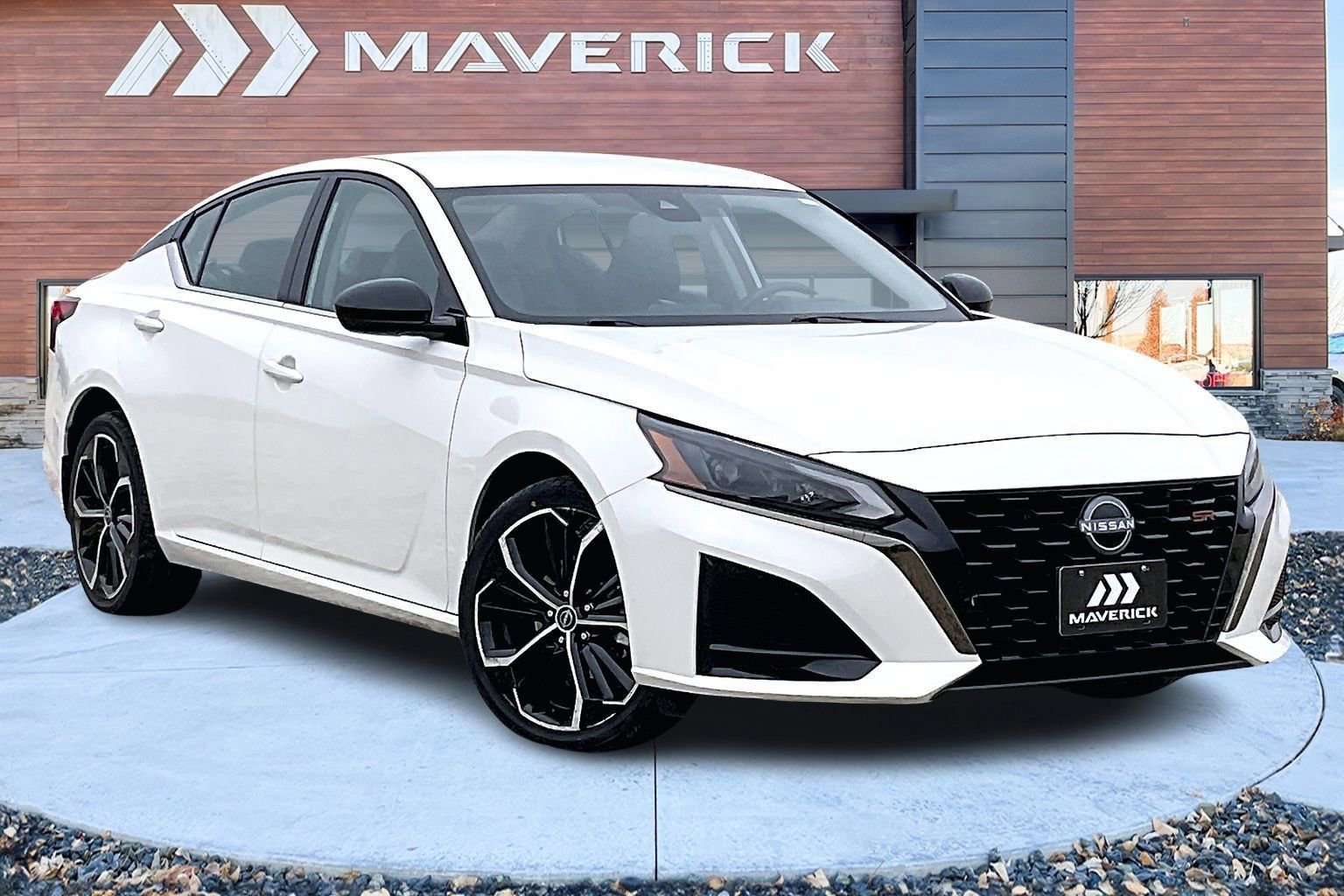 Used 2023 Nissan Altima 2.5 SR