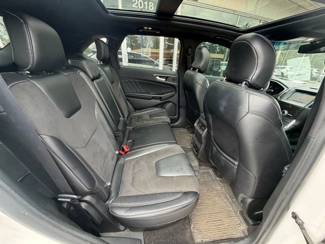 Used 2019 Ford Edge ST w/ Equipment Group 401A AWD/4WD image 16