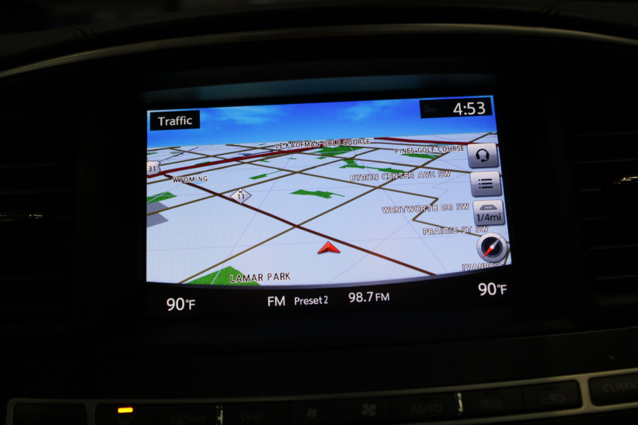 Used 2019 INFINITI QX60 Luxe w/ Essential Package image 24