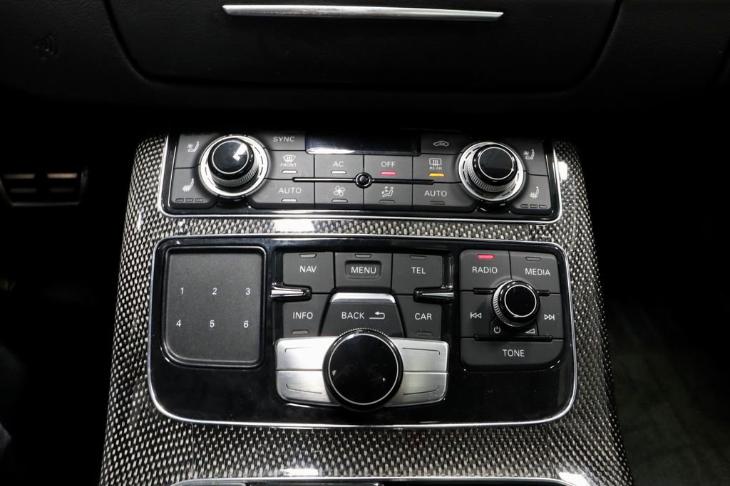 Used 2013 Audi S8 4.0T w/ Driver Assistance Pkg image 33