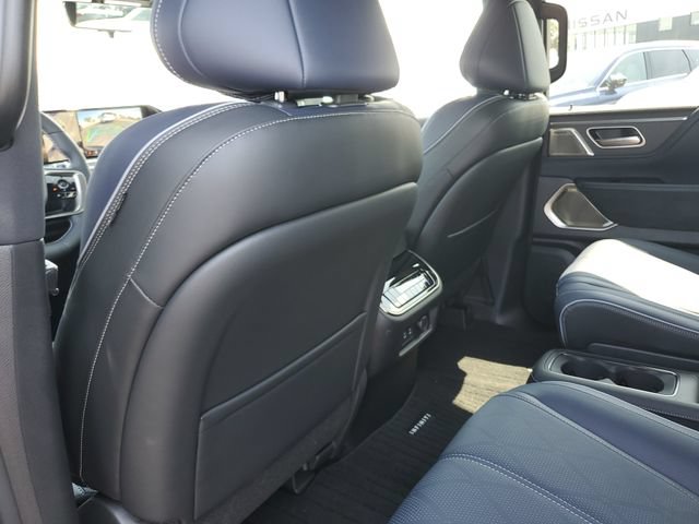 New 2026 INFINITI QX80 4WD w/ Sport Exterior Package image 18