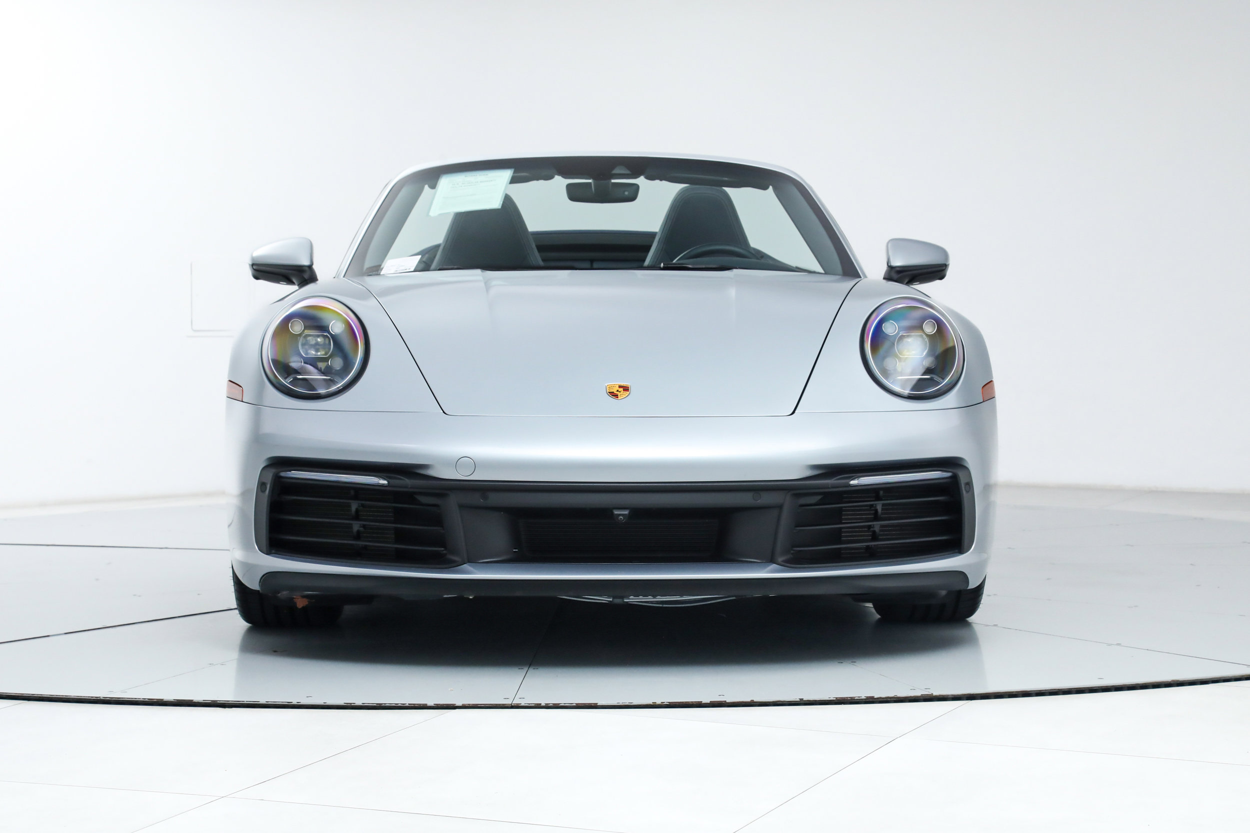 Used 2022 Porsche 911 Carrera RWD image 10