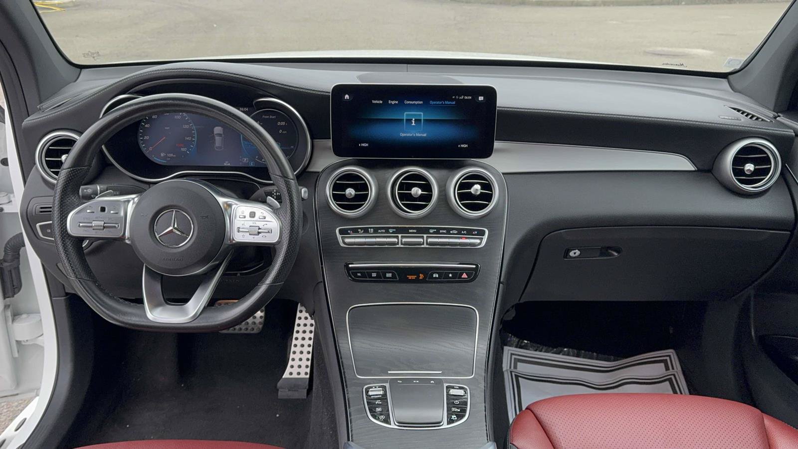 Used 2023 Mercedes-Benz GLC 300 4MATIC Coupe w/ AMG Line image 10