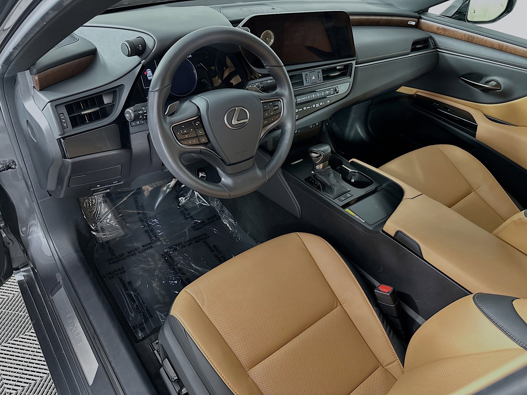 Used 2025 Lexus ES 300h ES 300h w/ Premium Package image 9