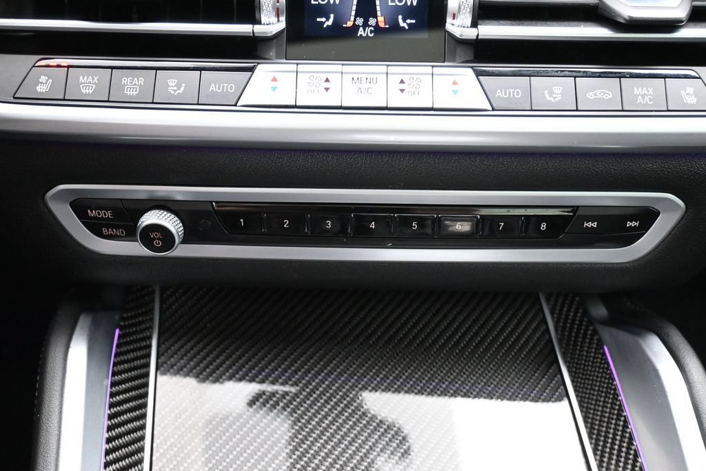 Used 2023 BMW X6 M50i w/ Climate Comfort Package AWD/4WD image 19