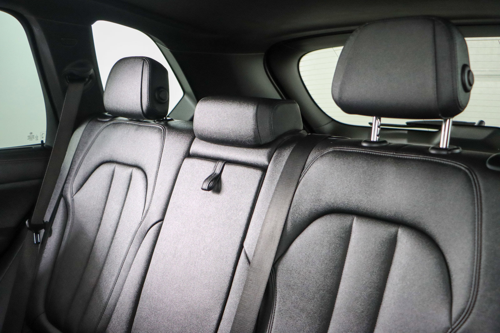 Used 2022 BMW X5 sDrive40i w/ Parking Assistance Package image 25