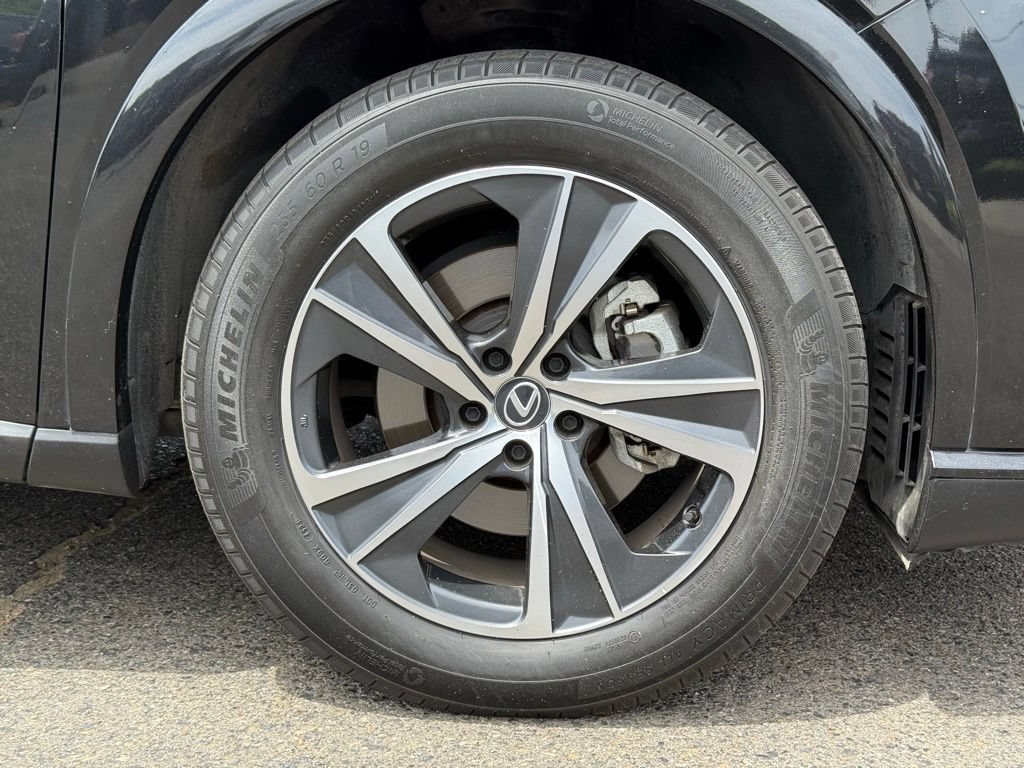 Used 2024 Lexus RX 350 Premium w/ Convenience Package FWD image 15