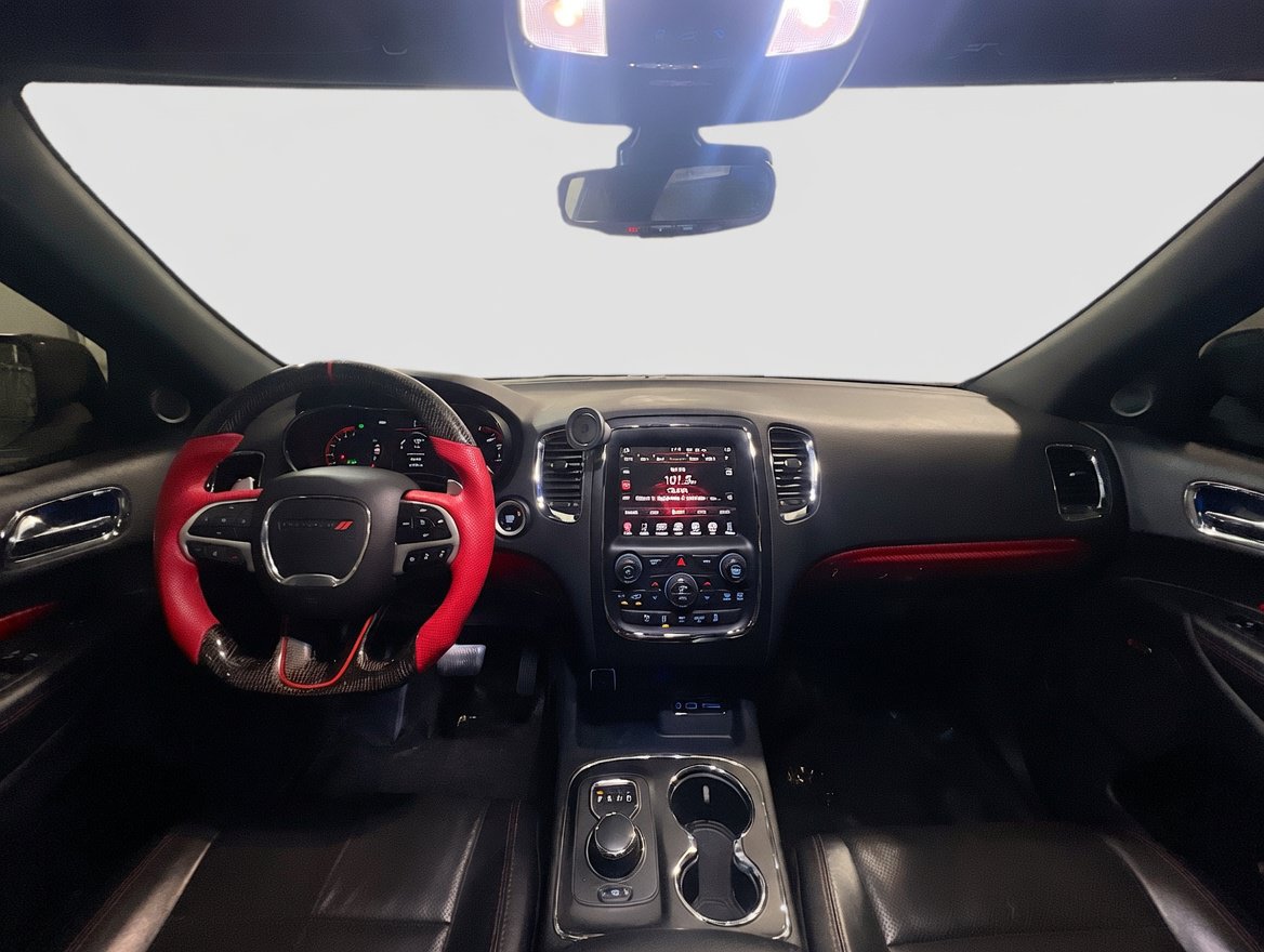 Used 2017 Dodge Durango R/T w/ Technology Group AWD/4WD image 18