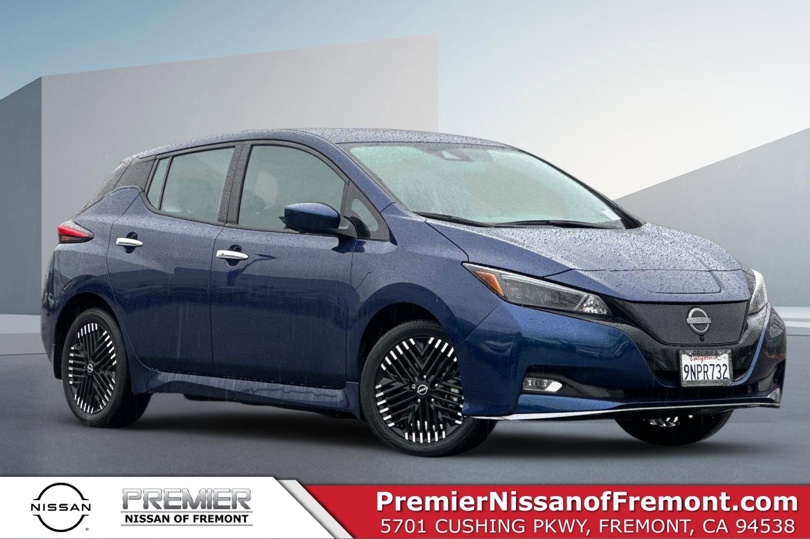 Certified 2024 Nissan Leaf SV Plus image 1