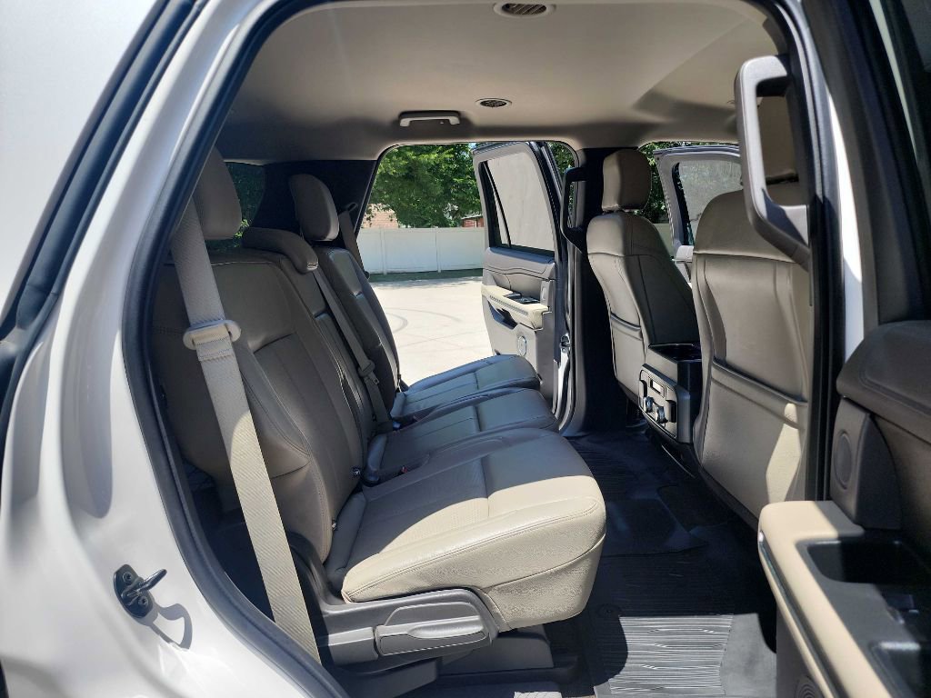 Used 2019 Ford Expedition XLT w/ Equipment Group 202A image 41