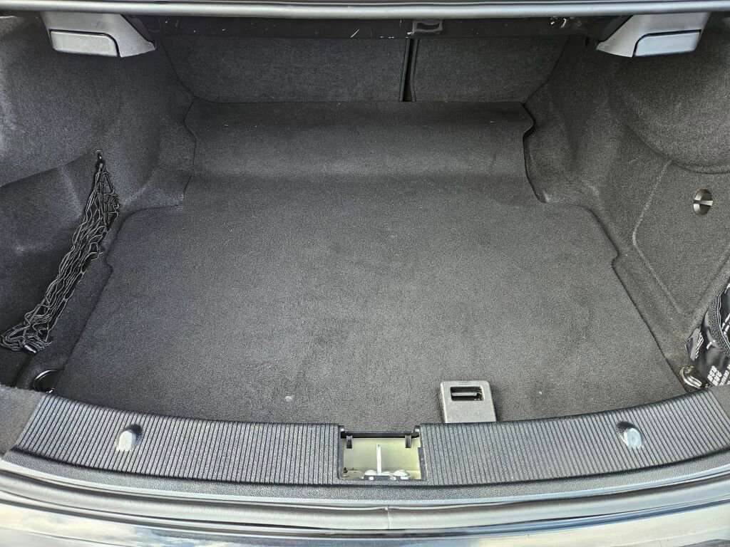 Used 2016 Mercedes-Benz E 400 4MATIC Coupe image 8