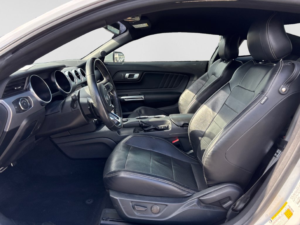 Used 2022 Ford Mustang GT Premium w/ Ford Safe & Smart Package RWD image 10