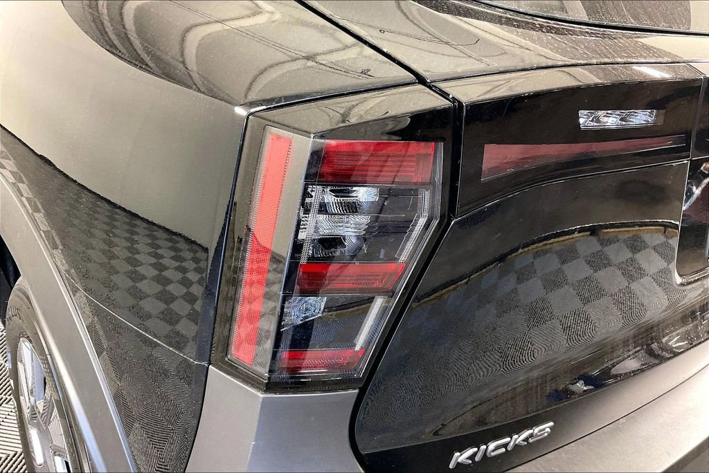 New 2026 Nissan Kicks S image 37