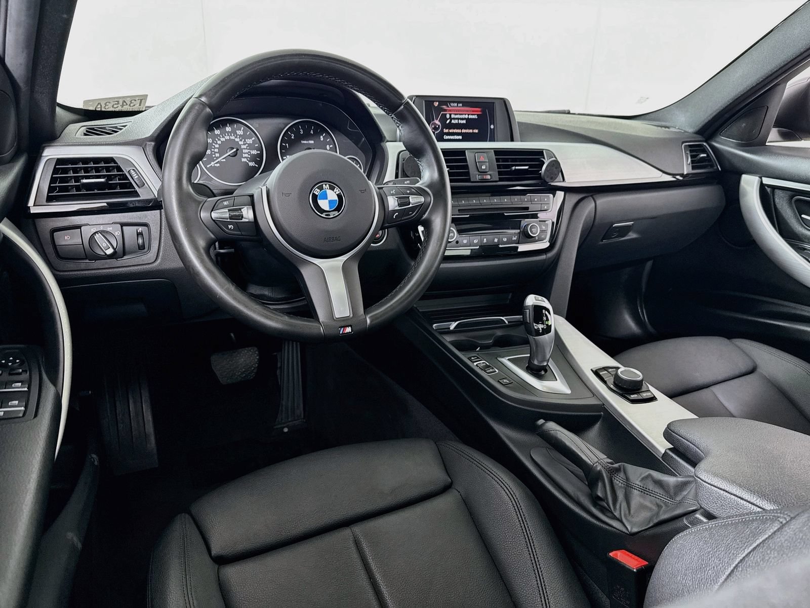 Used 2017 BMW 320i xDrive Sedan AWD/4WD image 19