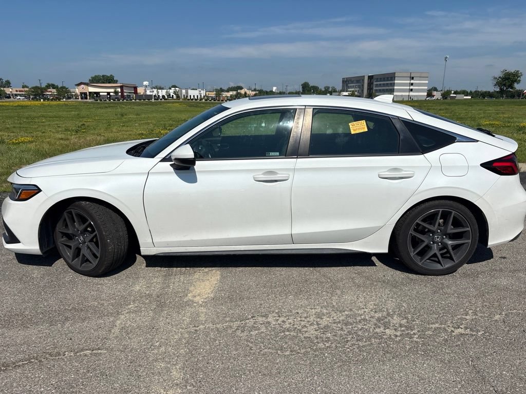 Used 2024 Honda Civic Sport Touring image 9