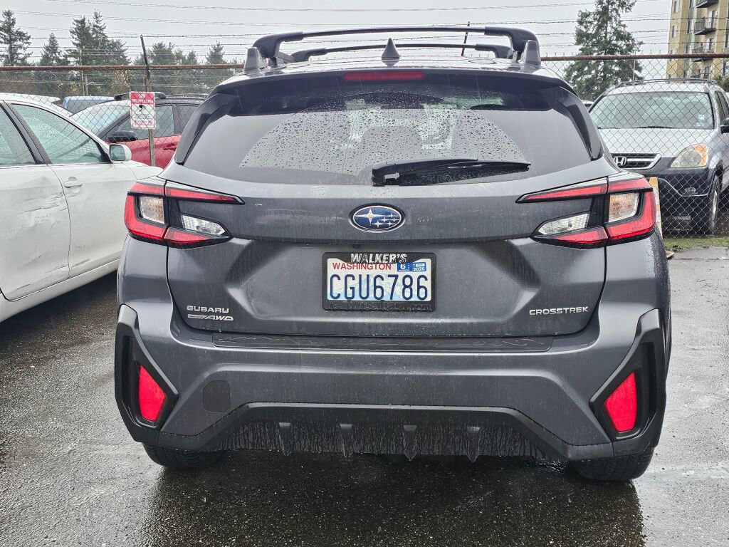 Used 2024 Subaru Crosstrek 2.0i Premium image 6