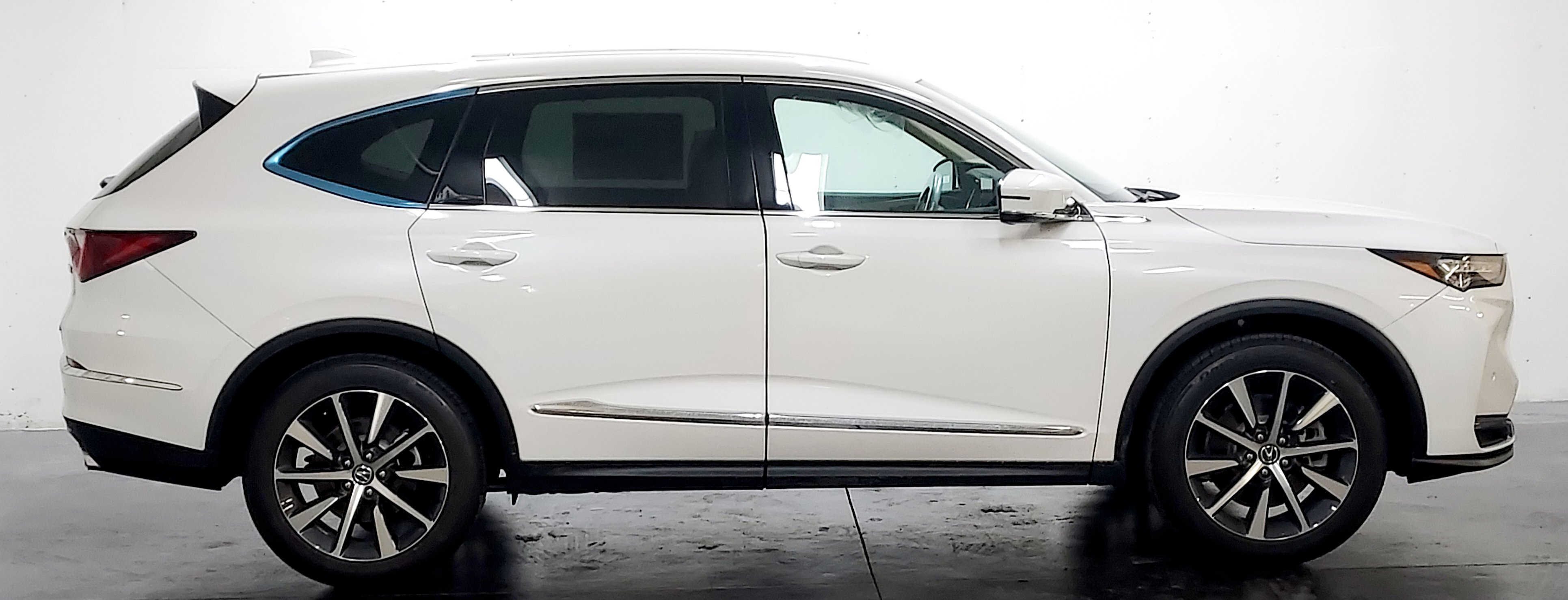 New 2026 Acura MDX SH-AWD w/ Technology Package image 3
