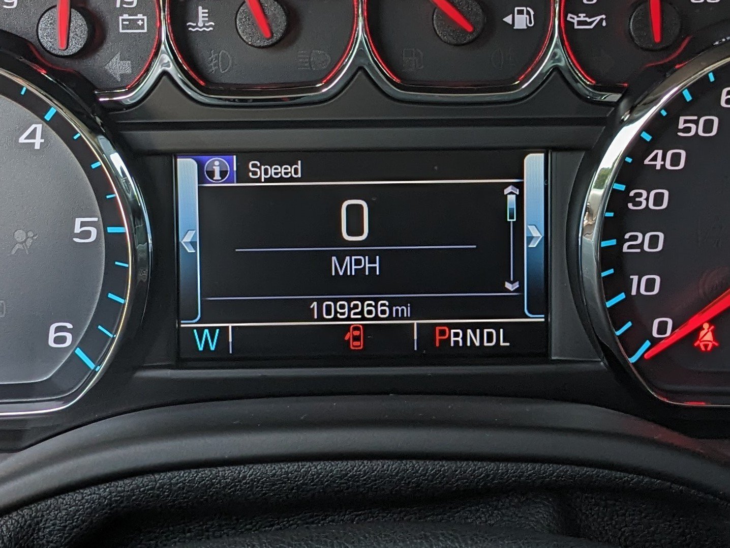 Used 2018 Chevrolet Suburban Premier AWD/4WD image 36