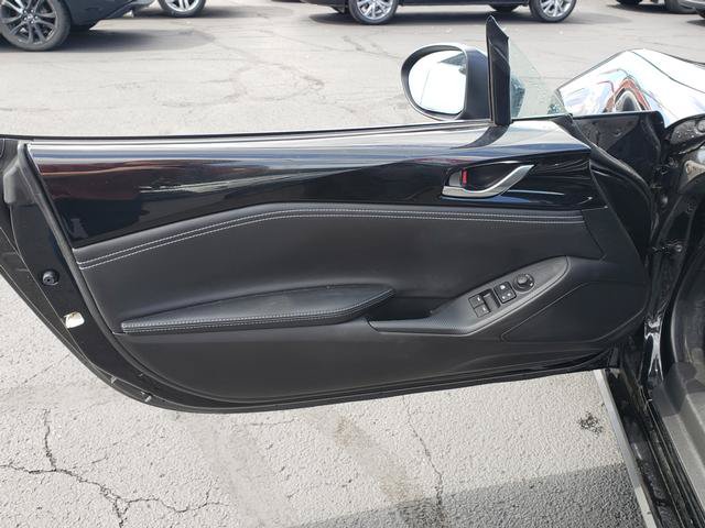 Certified 2021 MAZDA MX-5 Miata RF Grand Touring RWD image 11