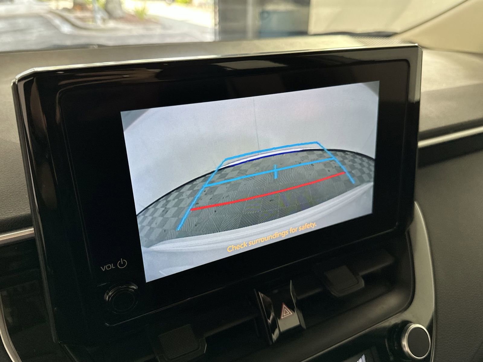Used 2025 Toyota Corolla LE FWD image 17