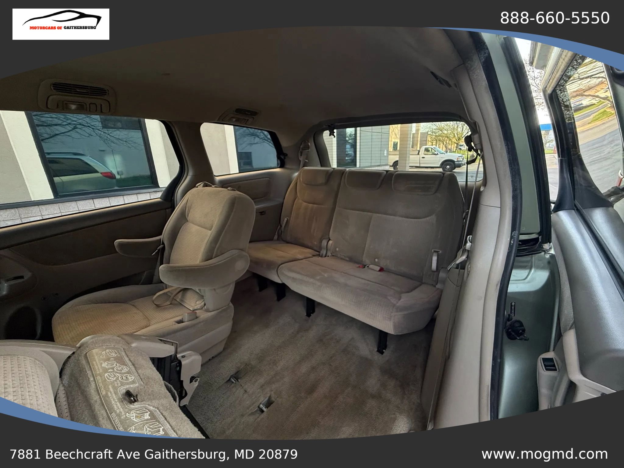 Used 2010 Toyota Sienna LE image 22