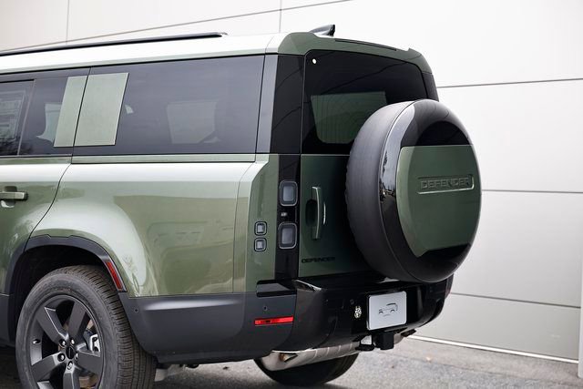 New 2026 Land Rover Defender 130 S image 10