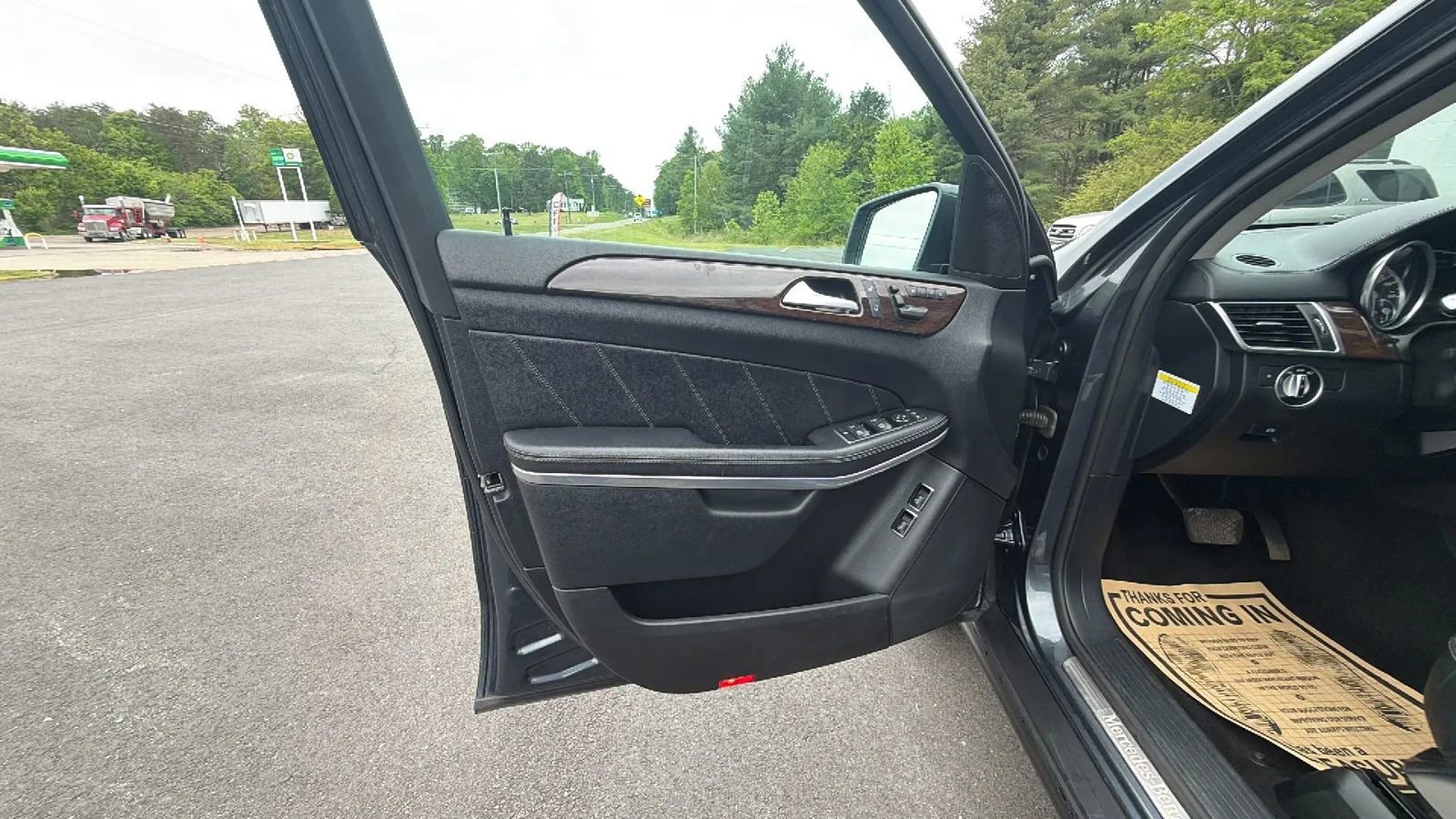 Used 2013 Mercedes-Benz GL 450 4MATIC image 16