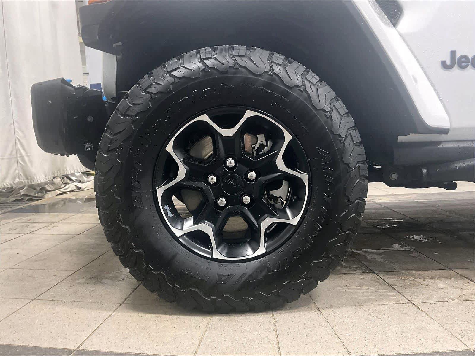 Used 2021 Jeep Wrangler Unlimited Rubicon 4xe w/ Steel Bumper Group image 7