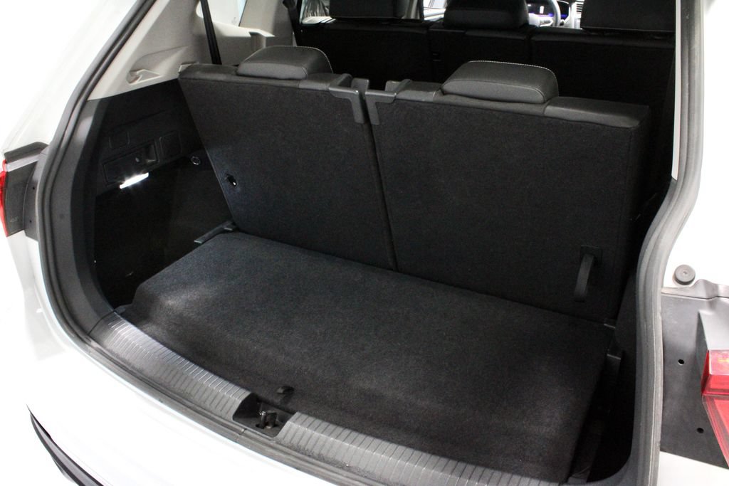 Used 2024 Volkswagen Tiguan SE FWD image 15