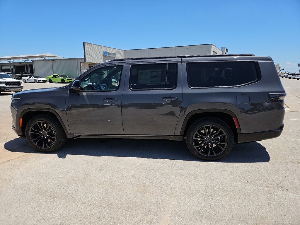 New 2026 Jeep Grand Wagoneer L Summit AWD/4WD image 3
