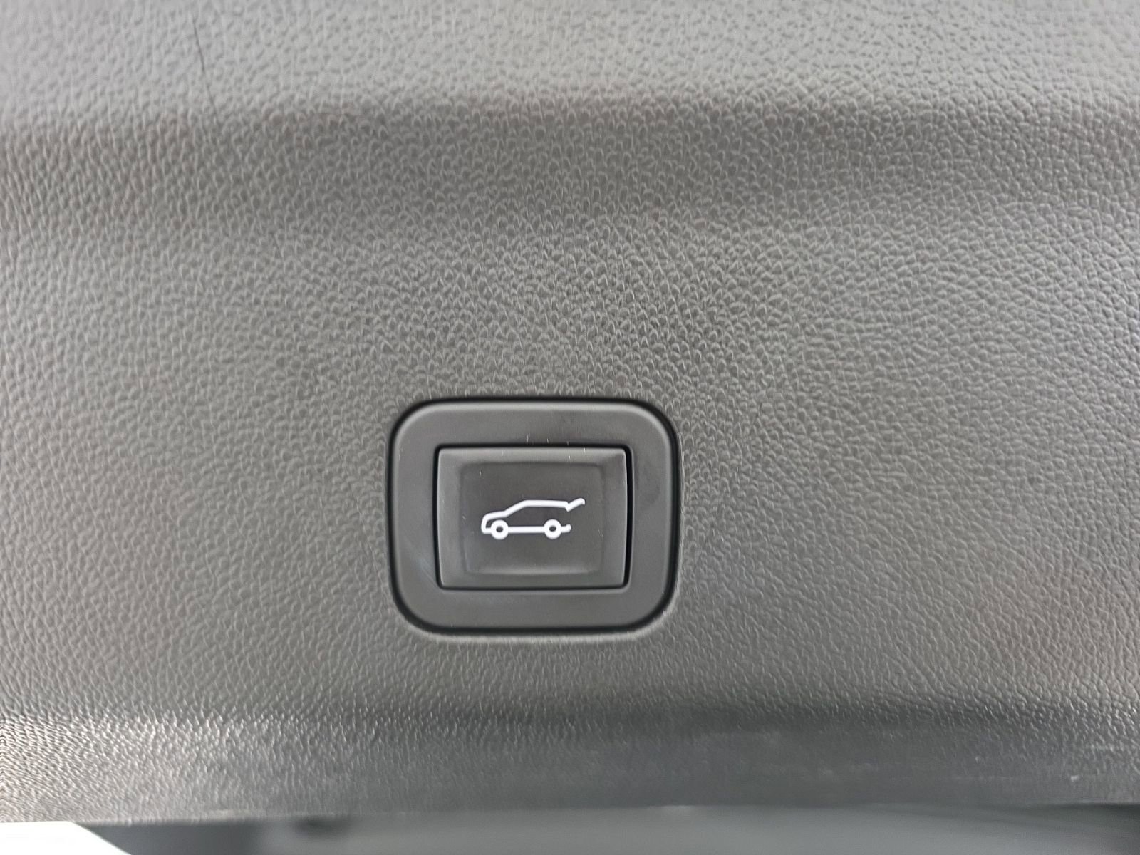 Used 2025 Cadillac Escalade Sport Platinum image 23