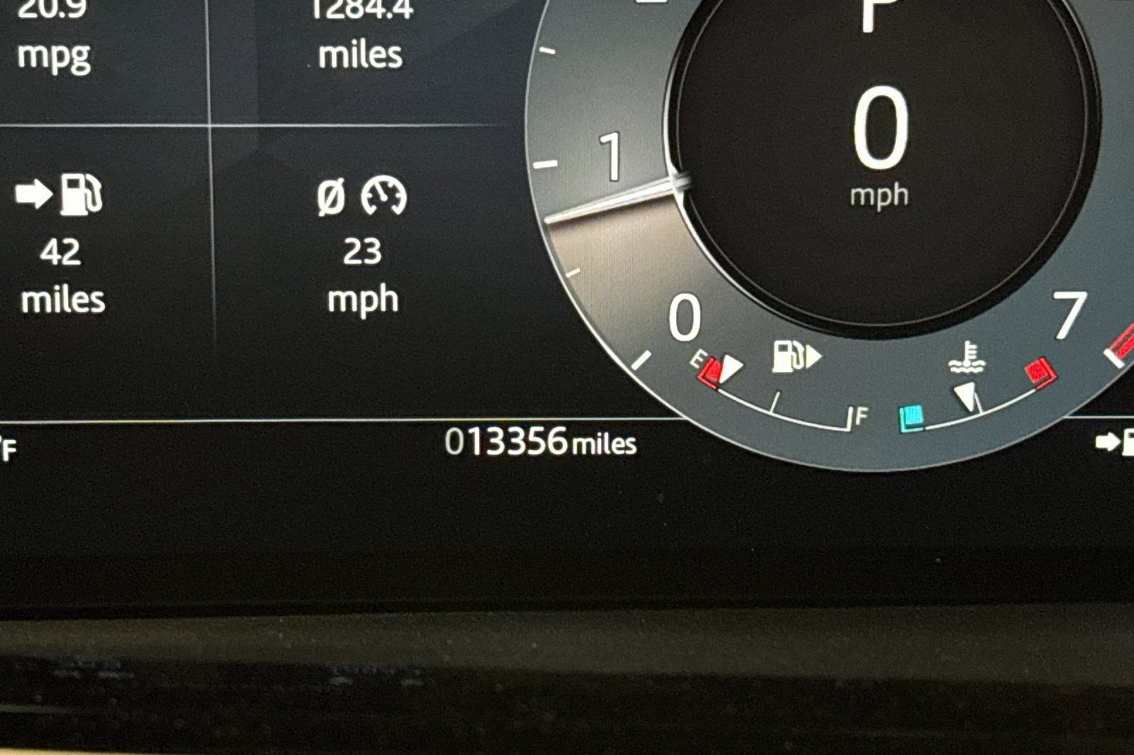 Used 2024 Land Rover Range Rover Evoque Dynamic SE image 20