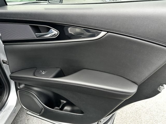 Certified 2023 Lincoln Nautilus Reserve AWD/4WD image 39