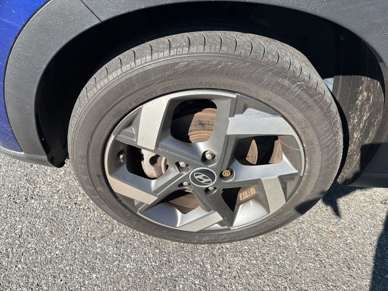 Used 2022 Hyundai Venue SEL image 10