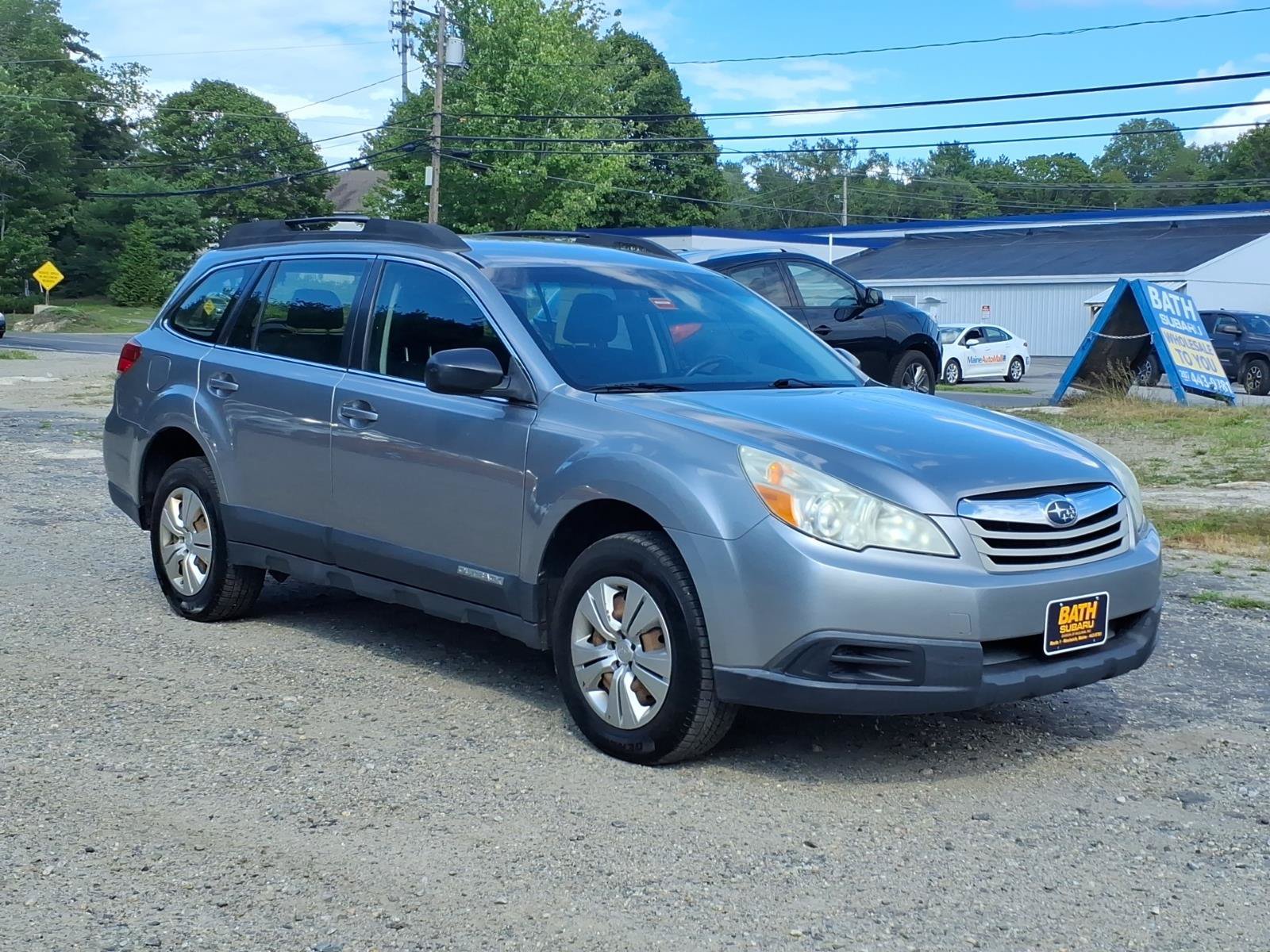 Used 2011 Subaru Outback 2.5i AWD/4WD image 4
