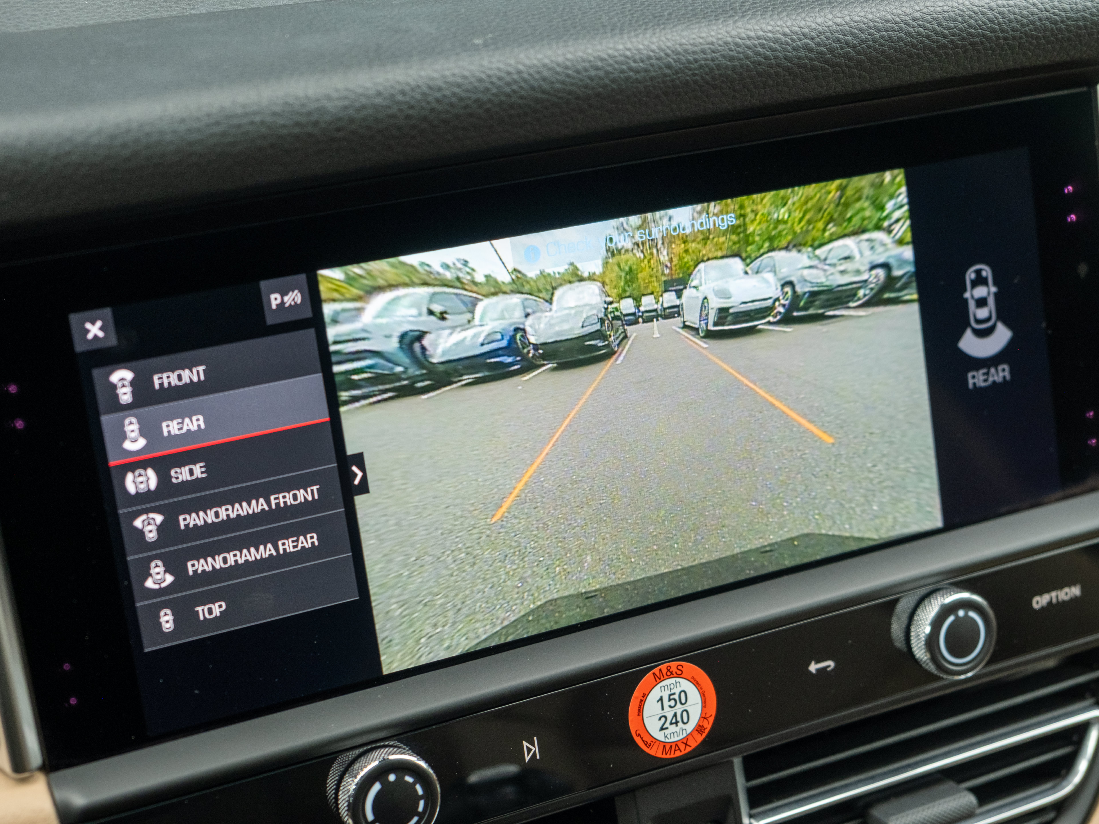 Certified 2023 Porsche Macan S AWD/4WD image 31