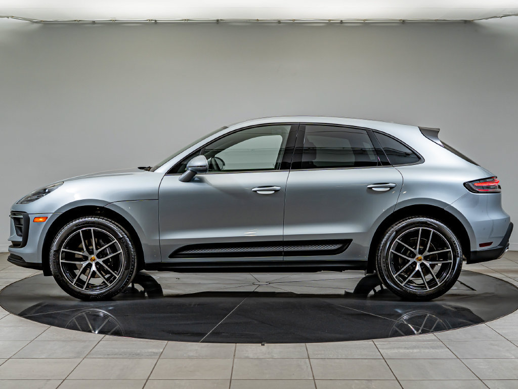New 2026 Porsche Macan AWD/4WD image 2