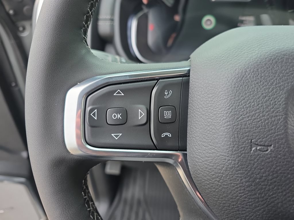 New 2026 RAM 2500 Laramie AWD/4WD image 16