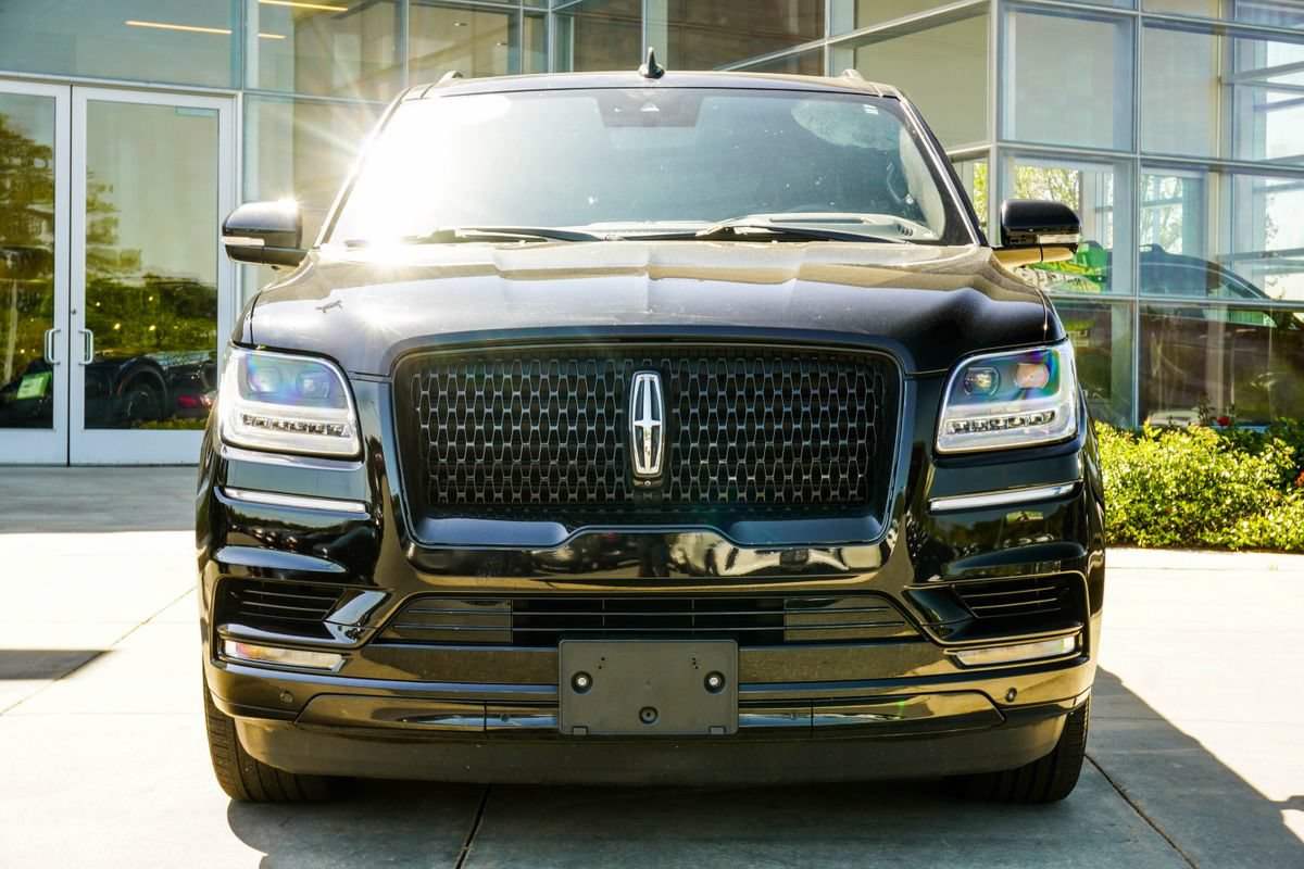 Used 2021 Lincoln Navigator Reserve AWD/4WD image 7
