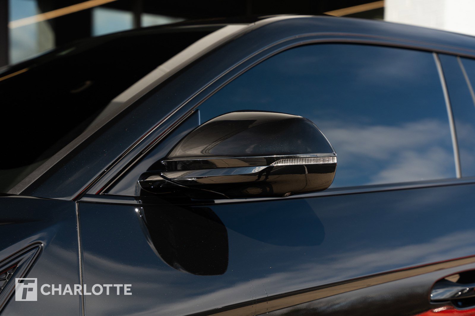 Used 2024 Lamborghini Urus S image 11