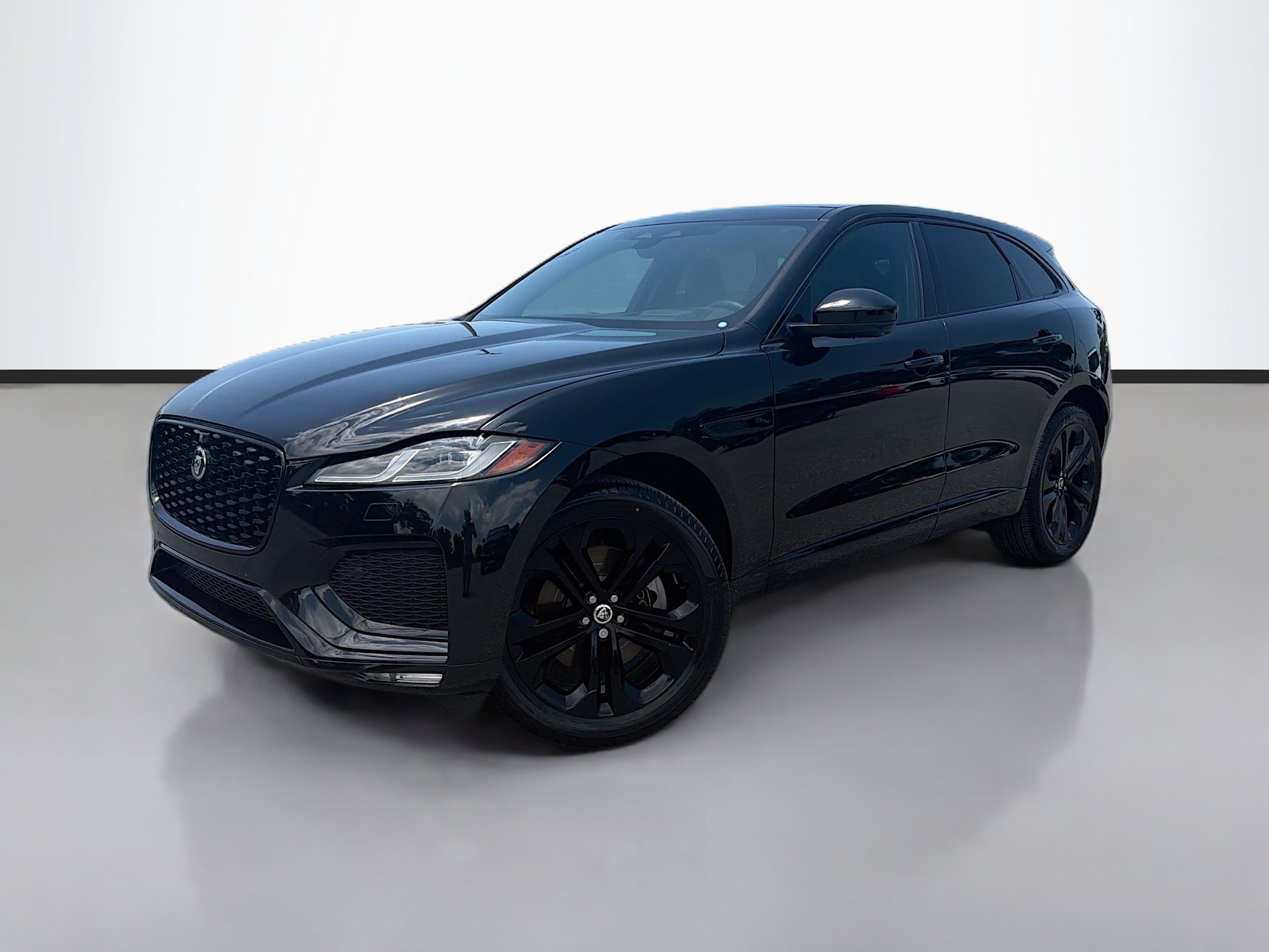 Used 2026 Jaguar F-PACE R-Dynamic S AWD/4WD image 1
