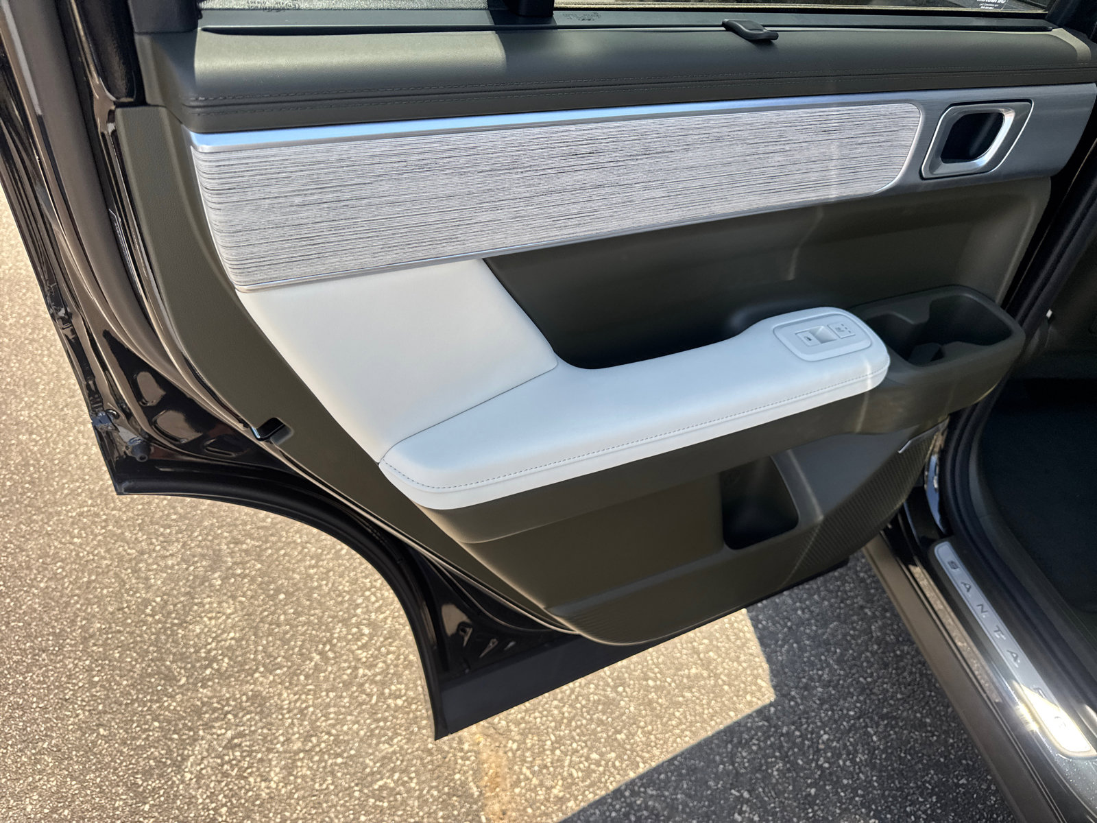 New 2025 Hyundai Santa Fe Calligraphy image 13