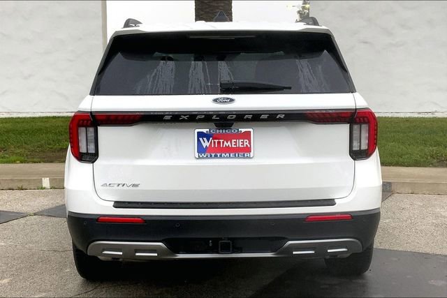 New 2026 Ford Explorer Active w/ Active Comfort Package image 4
