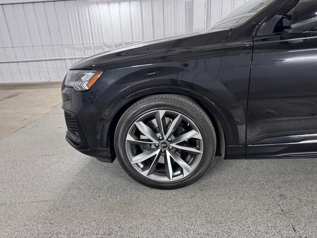 Used 2024 Audi SQ7 Premium Plus AWD/4WD image 18