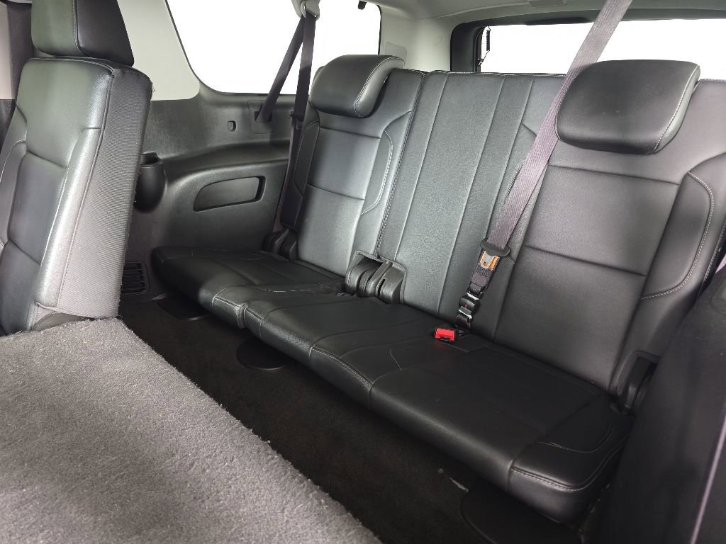 Used 2017 Chevrolet Suburban LT AWD/4WD image 30