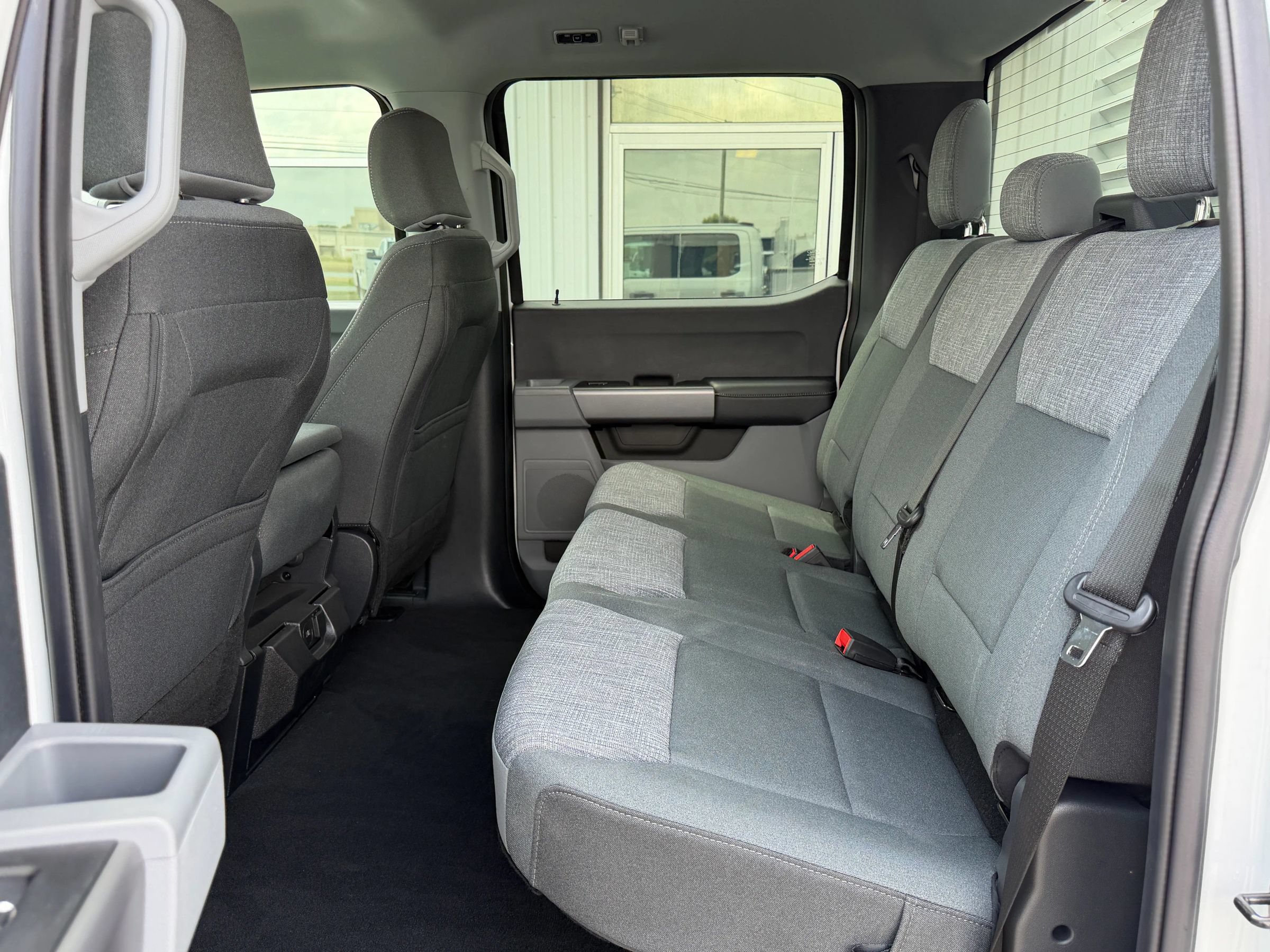 Used 2025 Ford F350 XLT AWD/4WD image 28