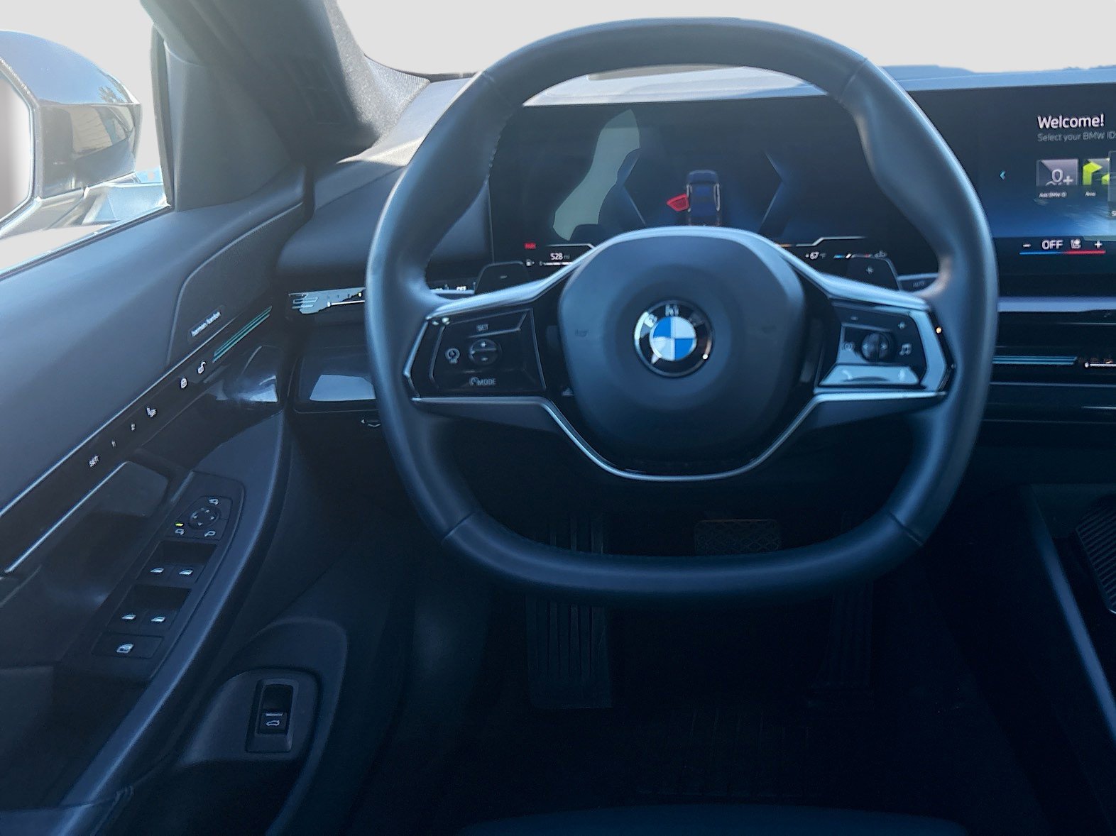 Used 2025 BMW 530i image 18