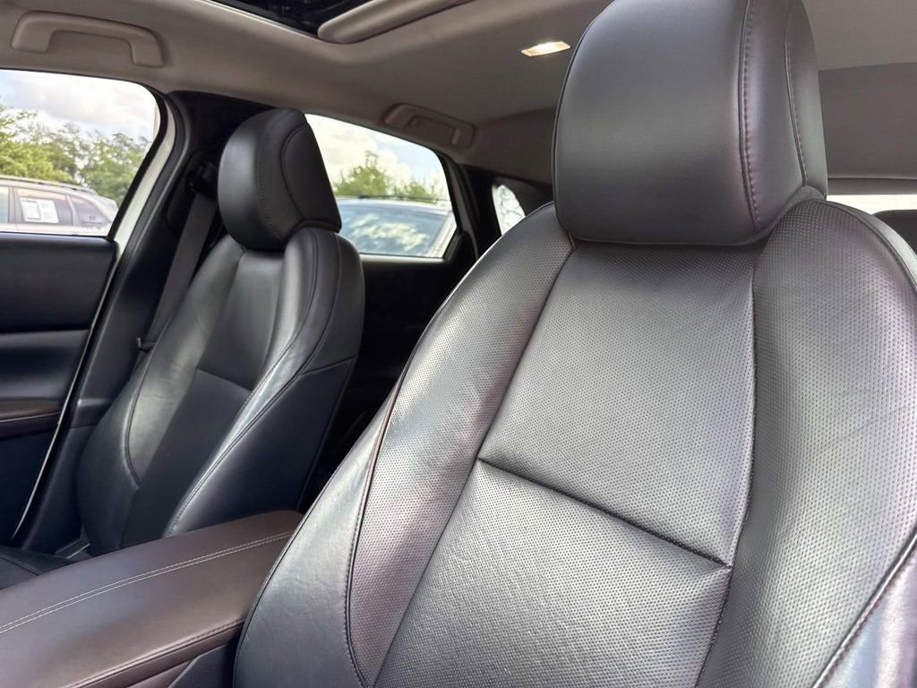 Used 2021 MAZDA CX-30 FWD 2.5 S w/ Premium Package image 26